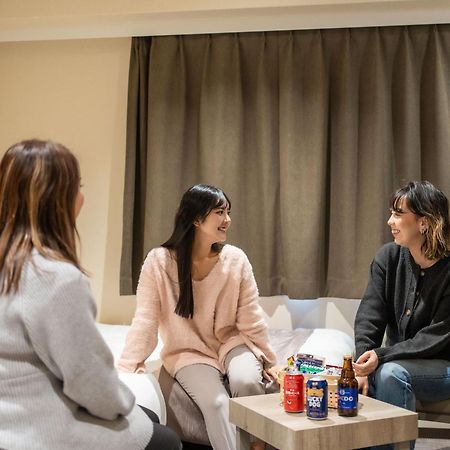 Hotel Sanrriott Shinsaibashi Осака Екстериор снимка
