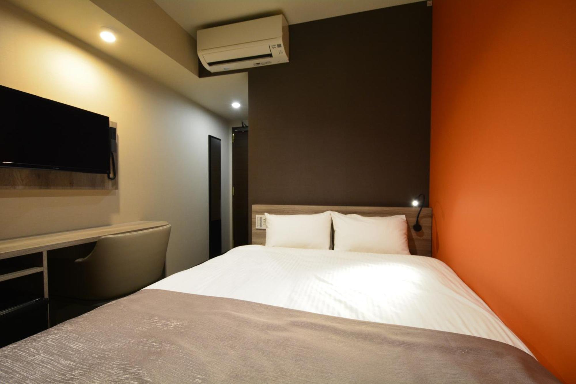 Hotel Sanrriott Shinsaibashi Осака Екстериор снимка