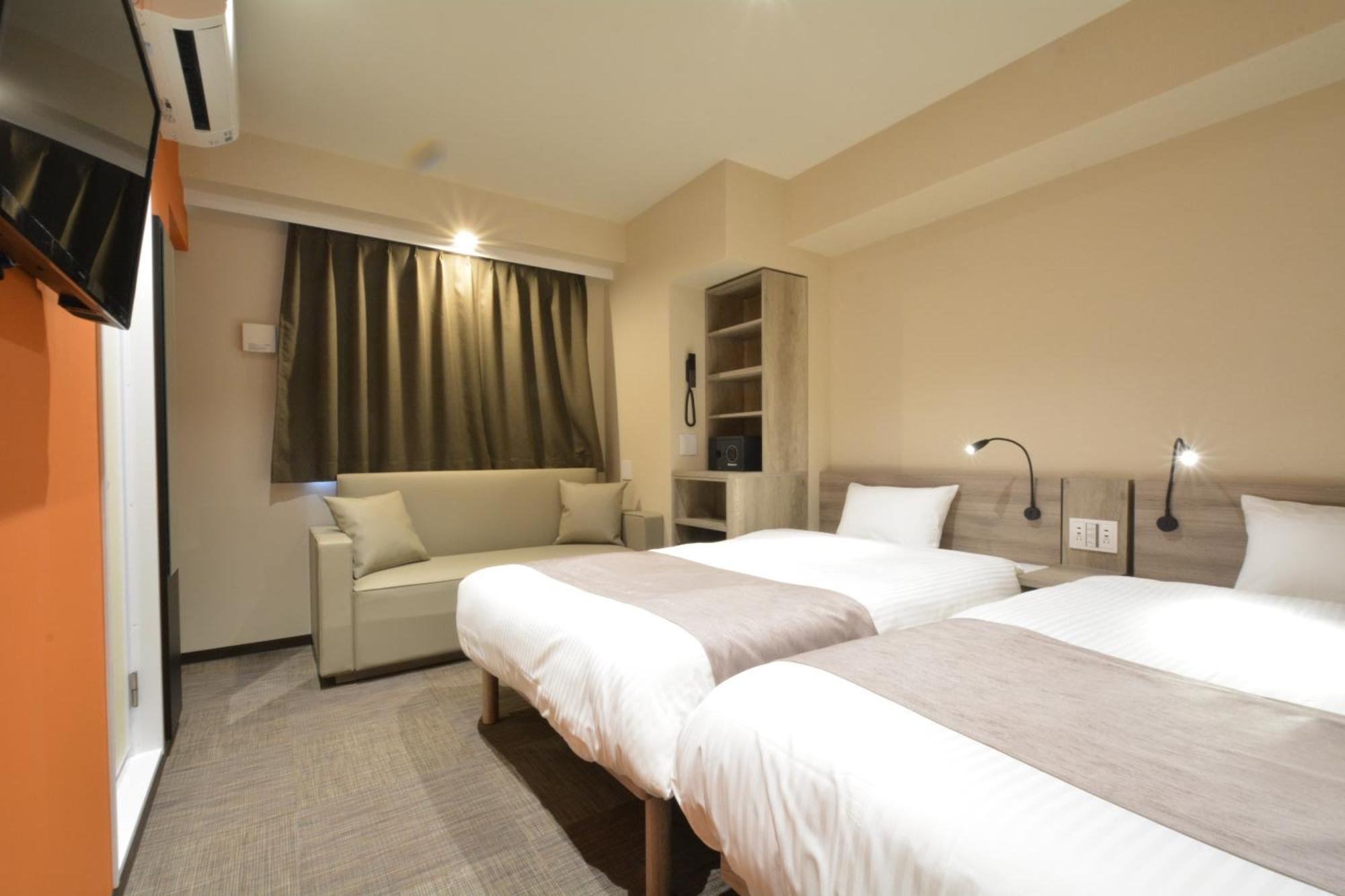 Hotel Sanrriott Shinsaibashi Осака Екстериор снимка